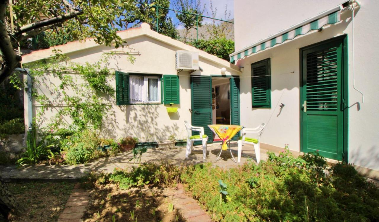 Seaside Apartment Omis Bagian luar foto